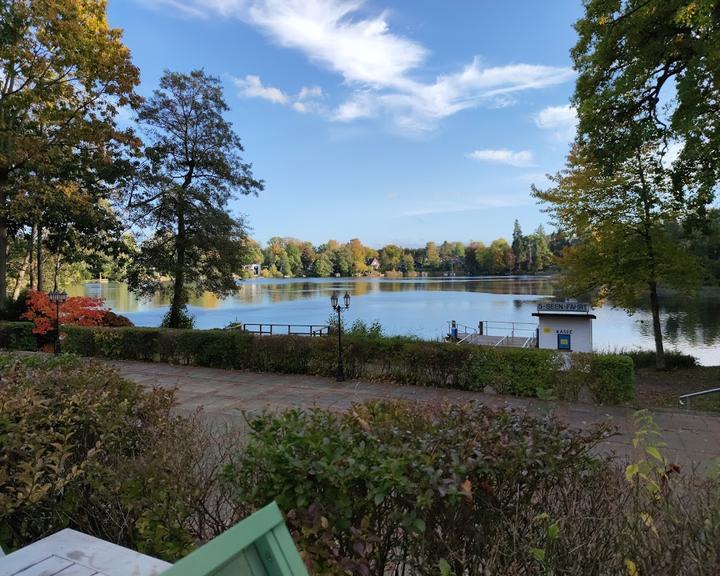 Café Fegetasche im Lake House Plön